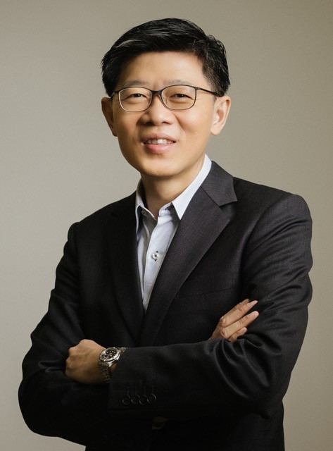 Dr Ong Yew Kwang ENT Specialist Corporate Portrait